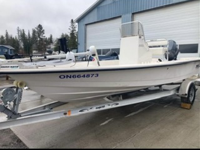 Pathfinder 20' Center Console