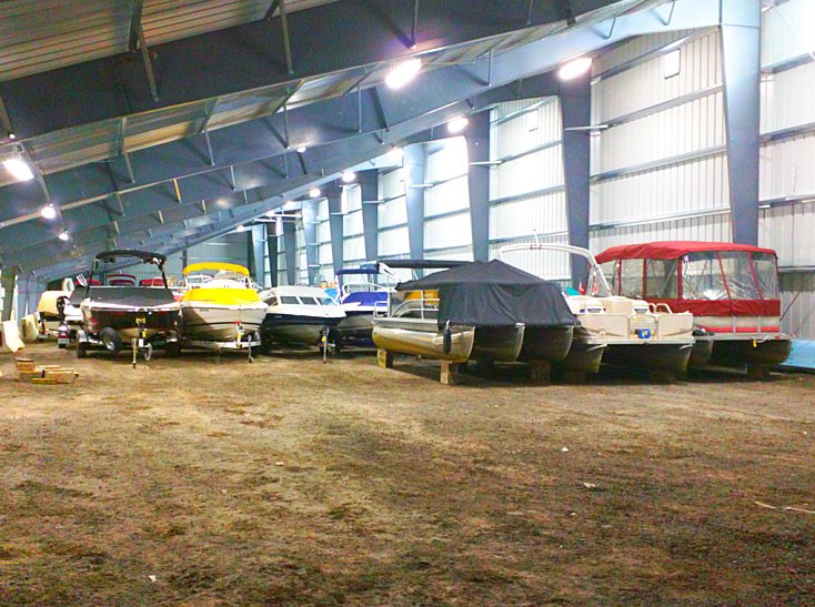 Boat storage and winterizing on the Ottawa River