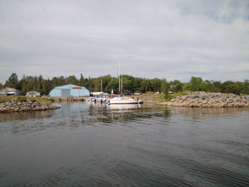 A hot Sunday at the Marina