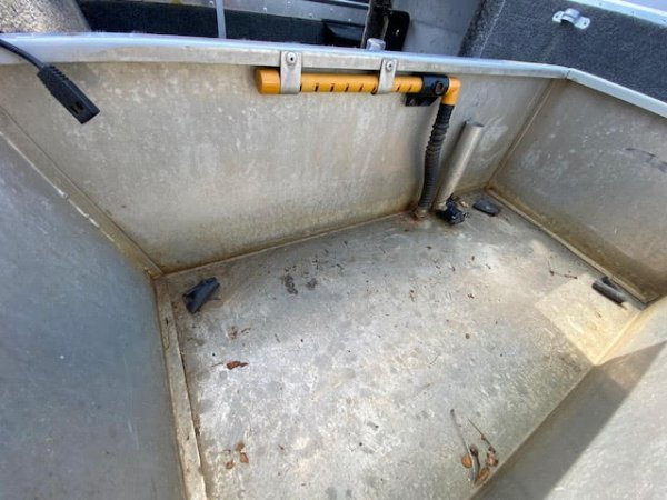 1988 Sea Nymph fishing boat