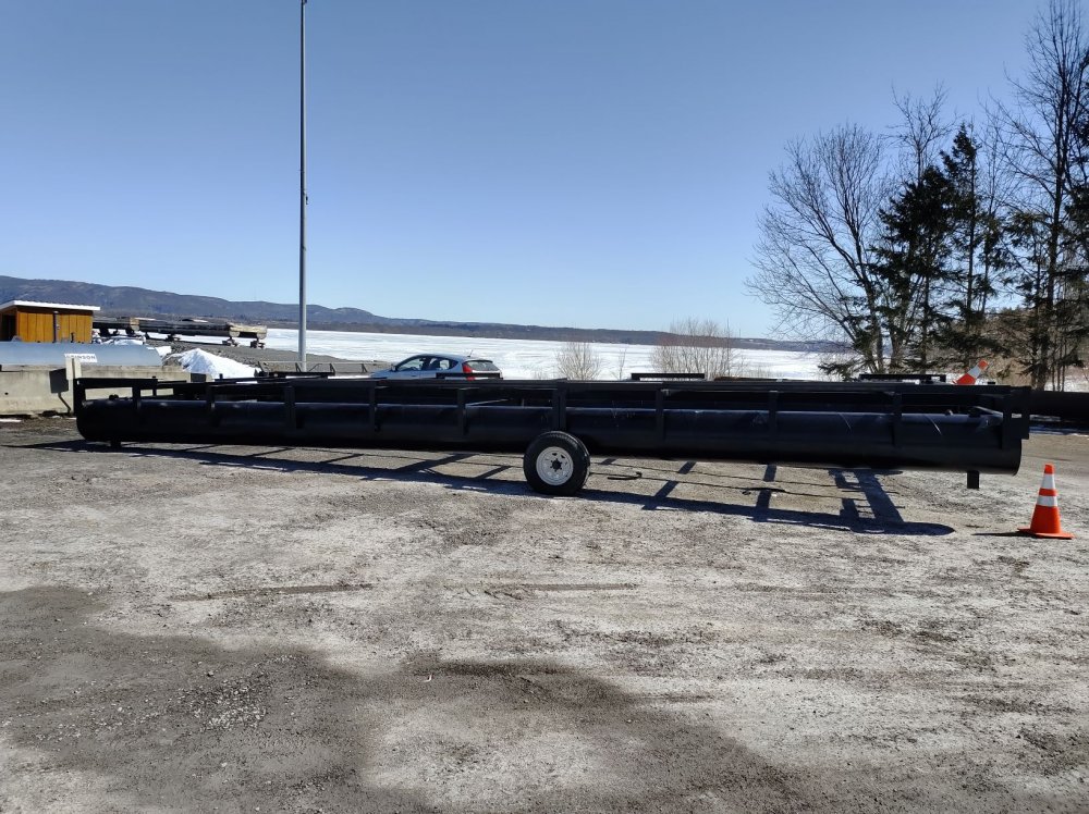 Large floating dock for Barlow Crescent